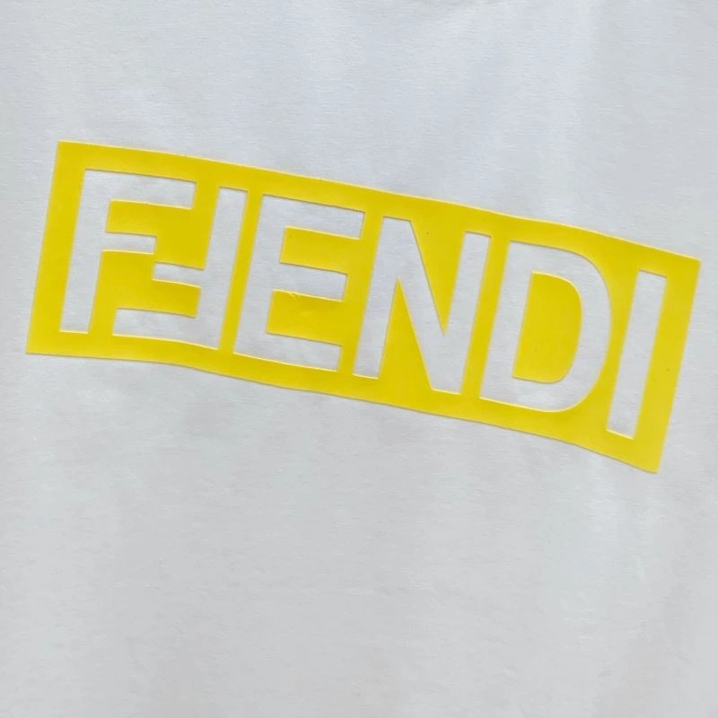 ZeroBulk Fendi T-Shirts 122338