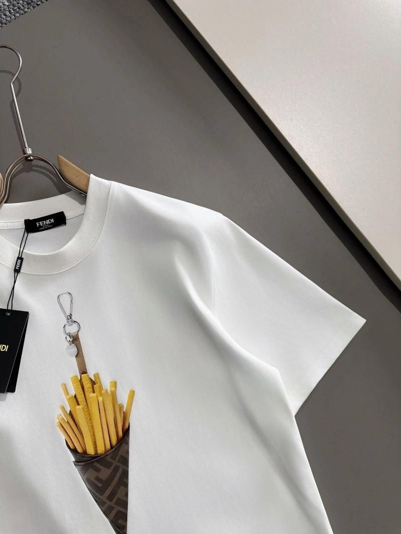 Lightweight Fendi T-Shirts 122317