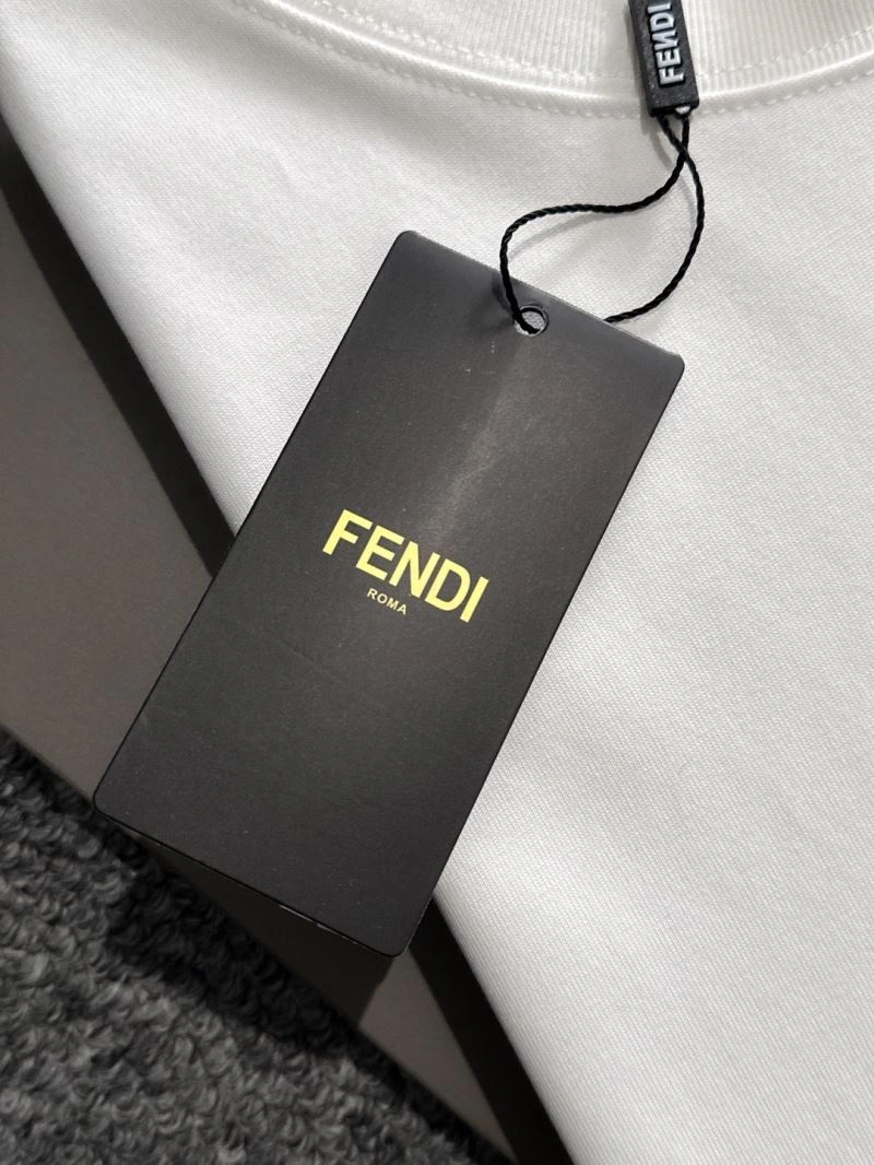 Lightweight Fendi T-Shirts 122317