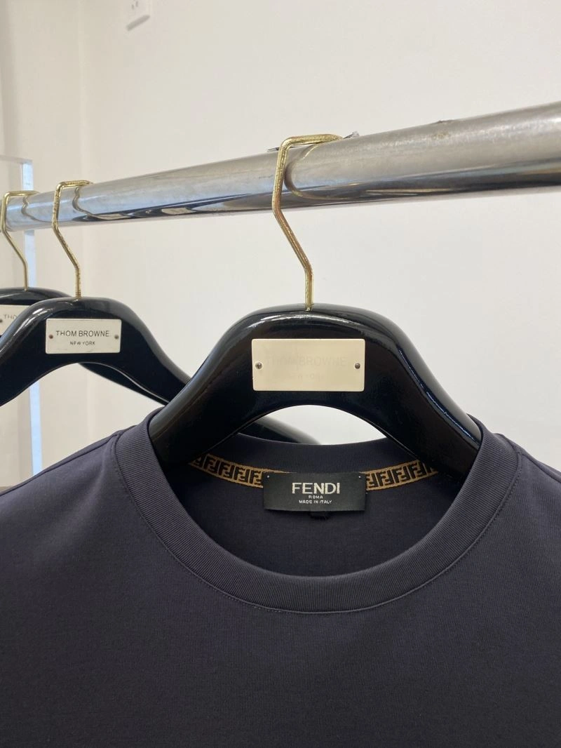 Fendi T-Shirts Thermal 122324