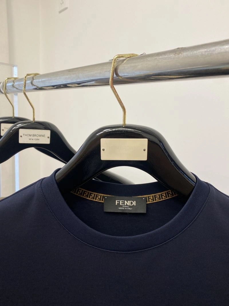 Versatile Fendi T-Shirts 122308