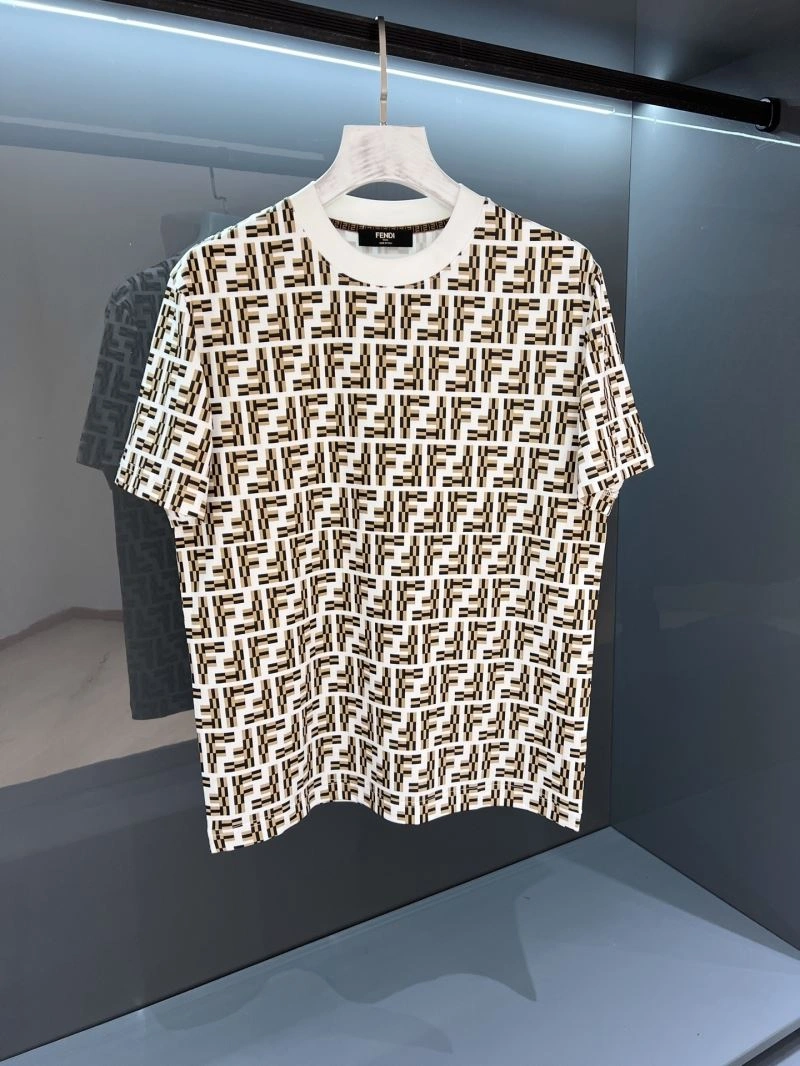 Fendi T-Shirts Sleek 122321