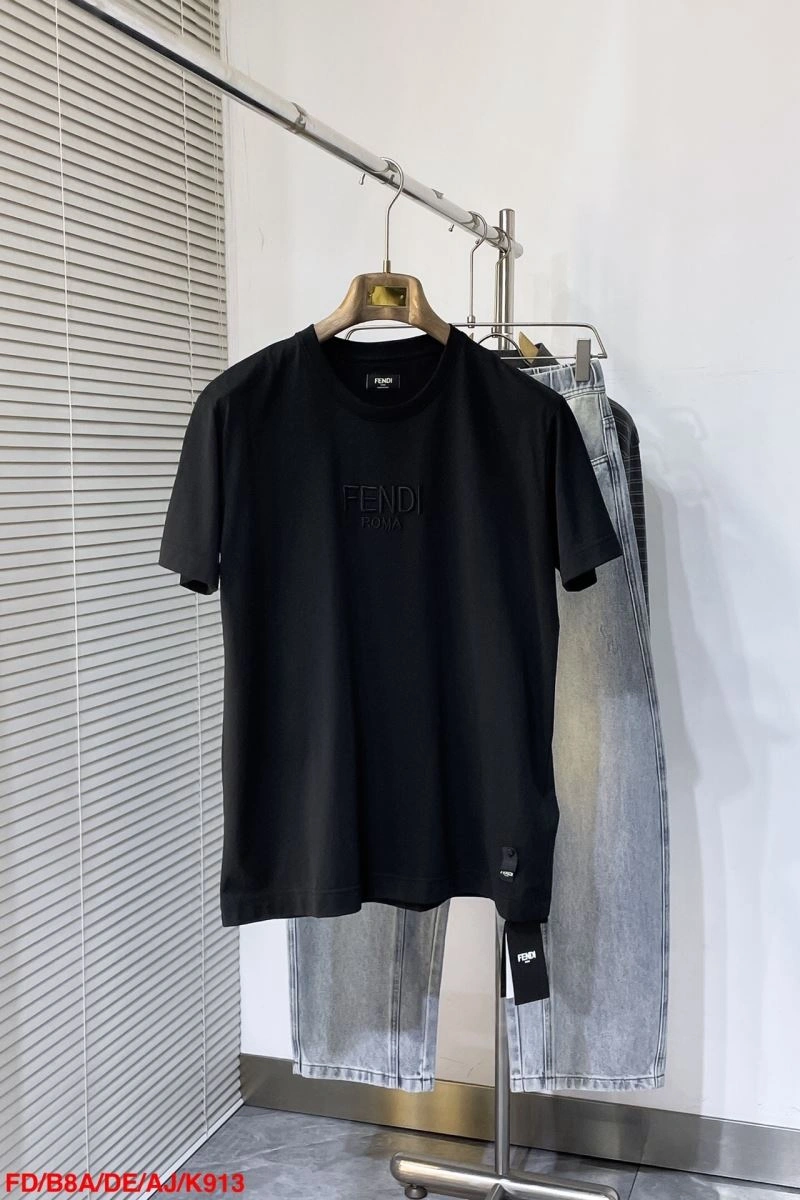 Fendi T-Shirts Refined 122336