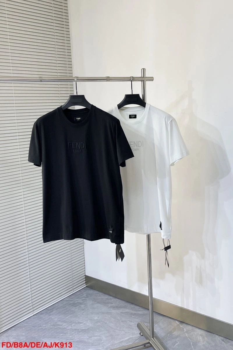 Fendi T-Shirts Refined 122336