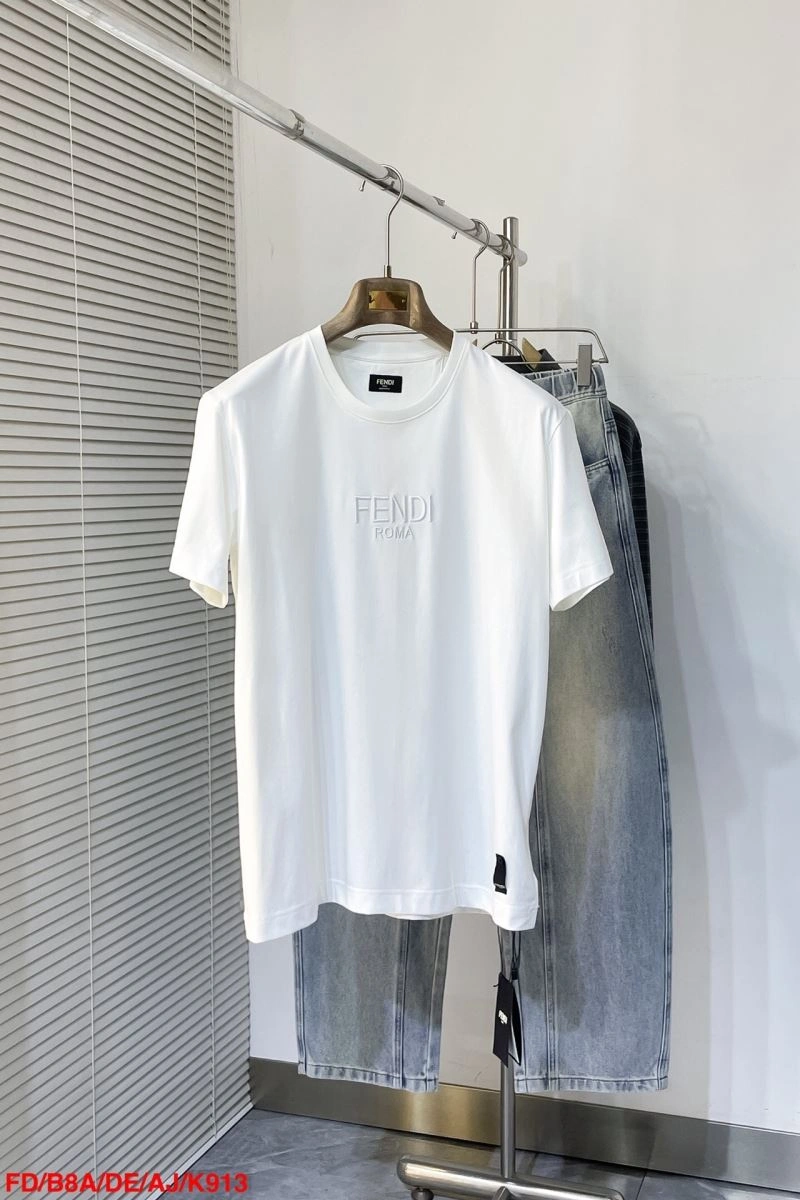 Fendi T-Shirts Refined 122336