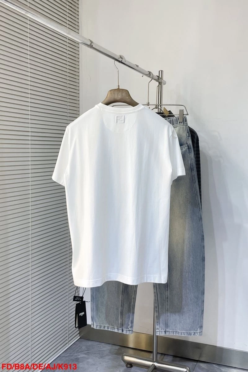 Fendi T-Shirts Refined 122336