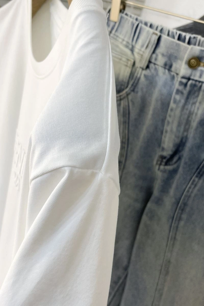 Fendi T-Shirts Refined 122336