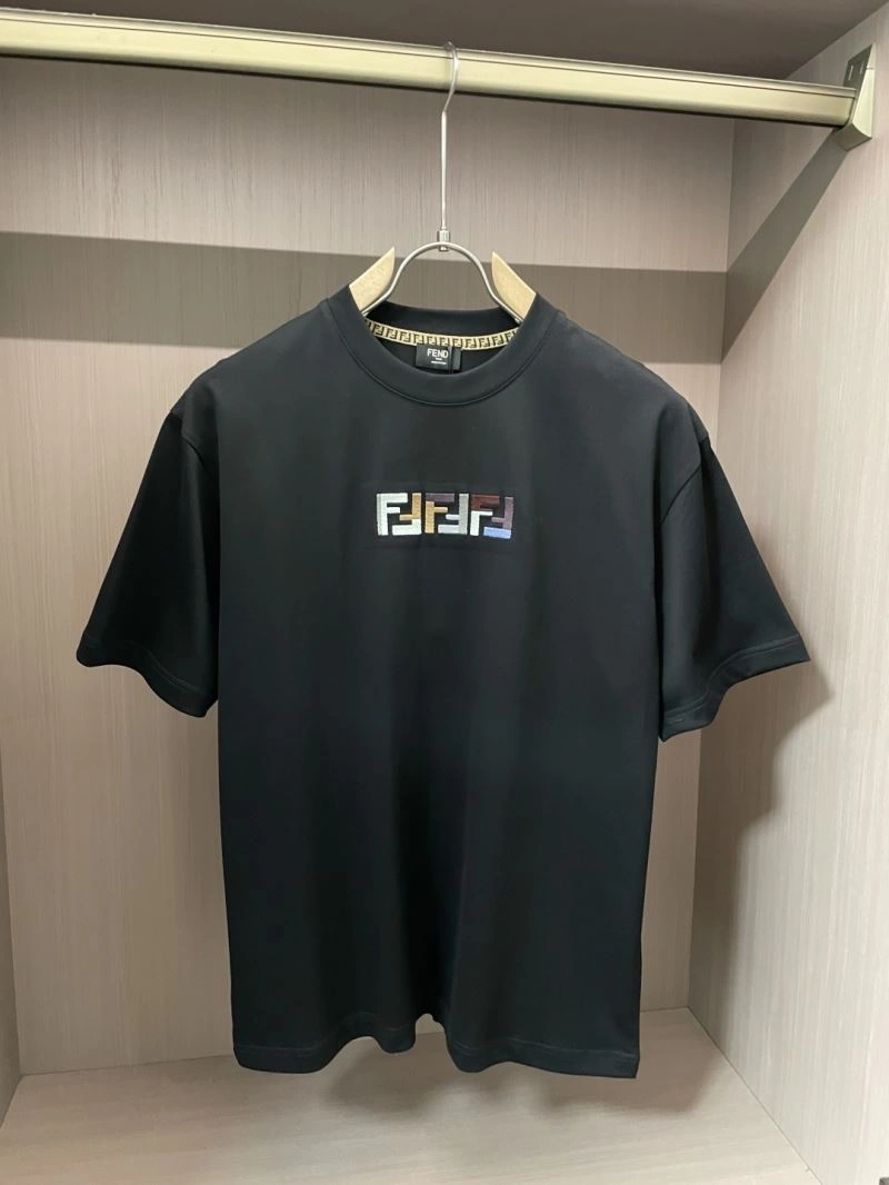 Fendi T-Shirts Cozy 122333