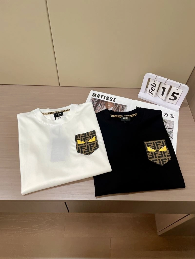 ComfortFit Fendi T-Shirts 122325