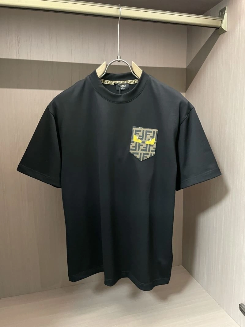 ComfortFit Fendi T-Shirts 122325