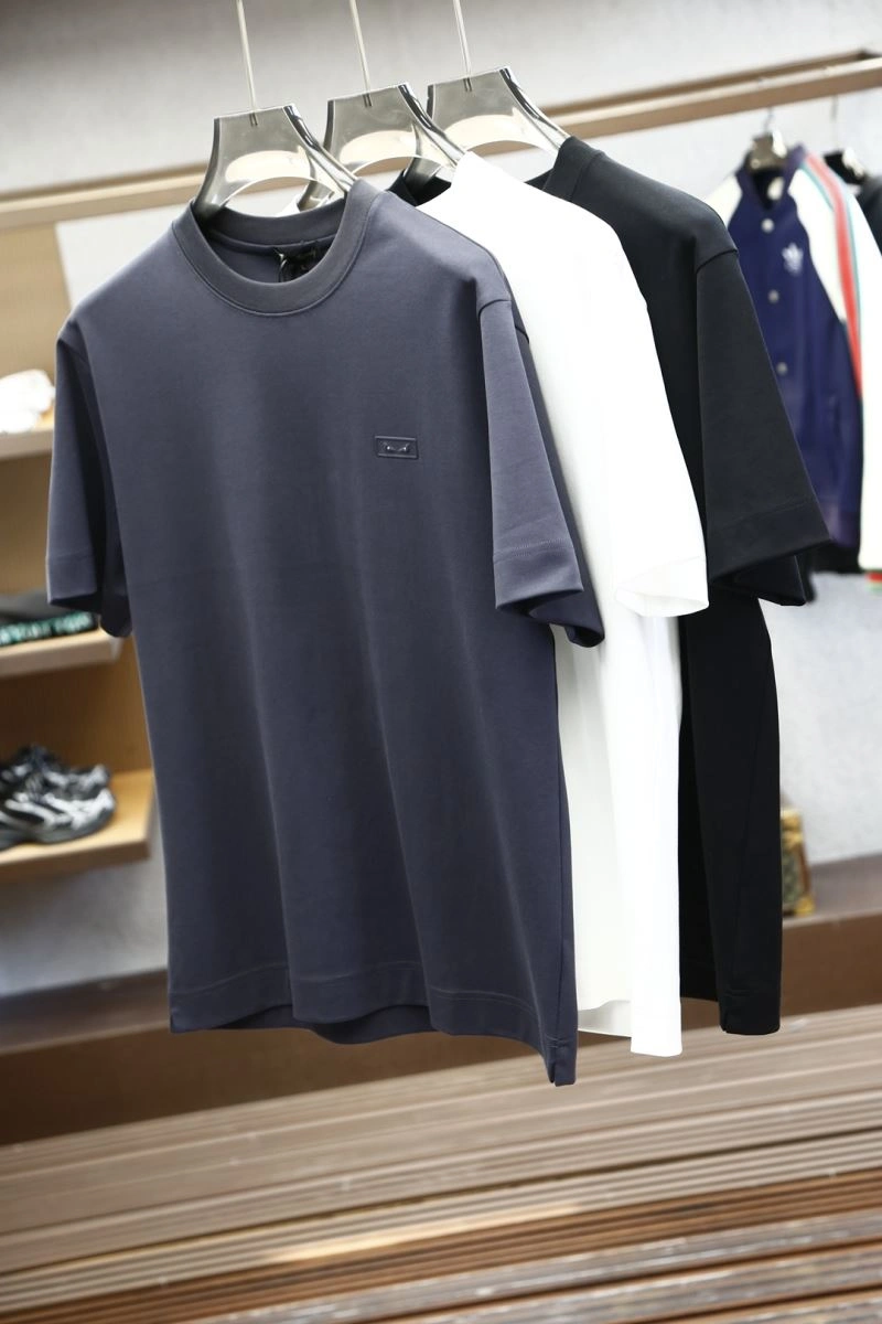 Modern Fendi T-Shirts 122319