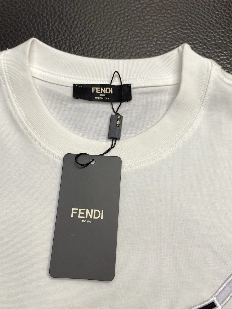 Thermal Fendi T-Shirts 122335