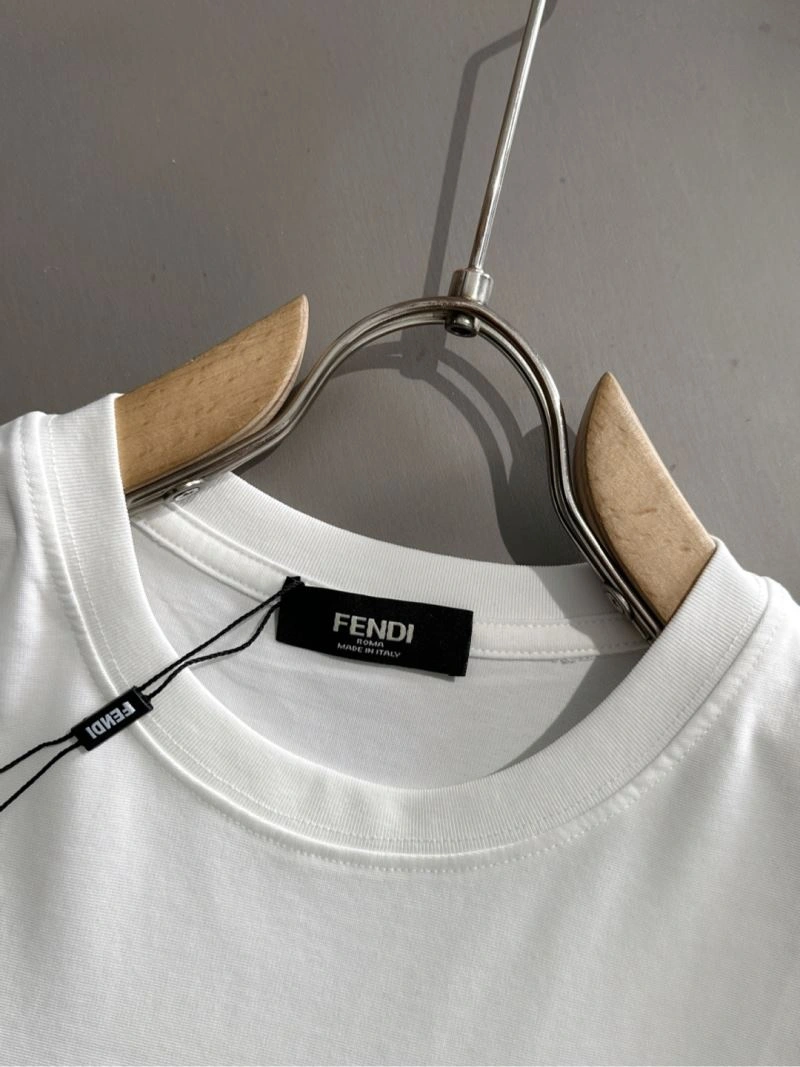 Comfortable Fendi T-Shirts 122295