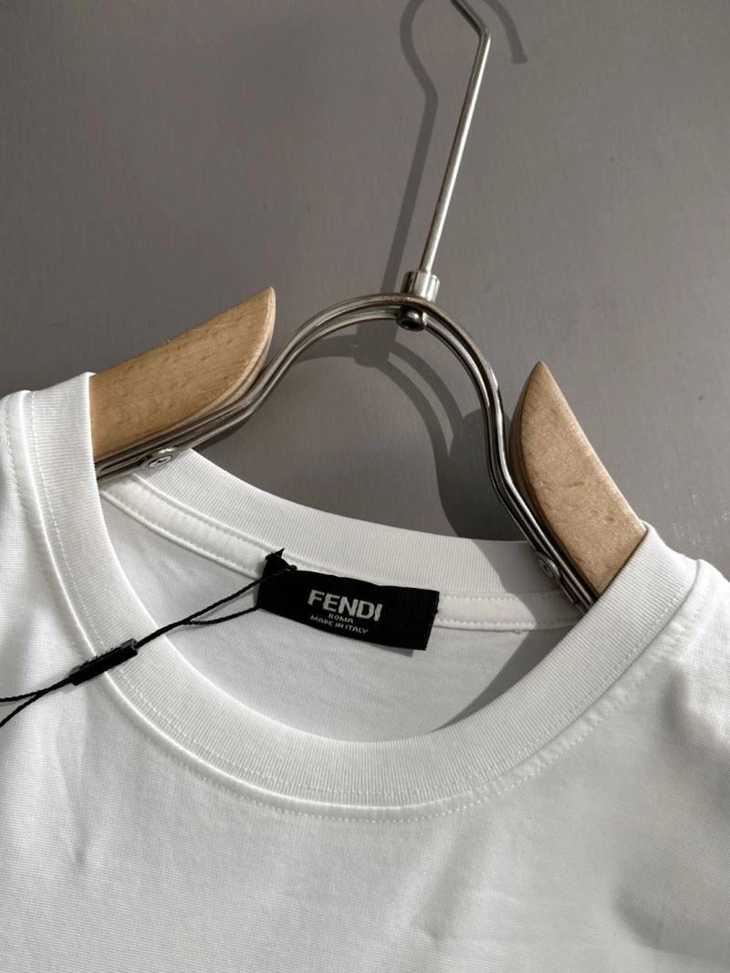 Neat Fendi T-Shirts 122271