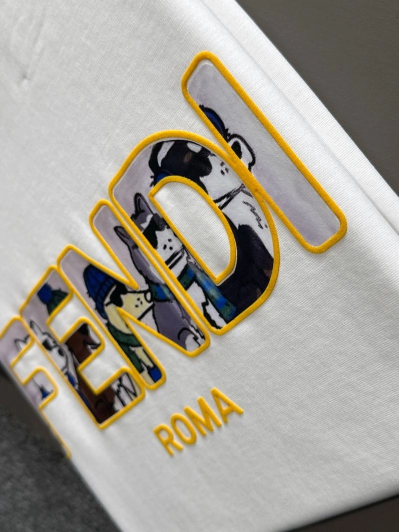 Neat Fendi T-Shirts 122271