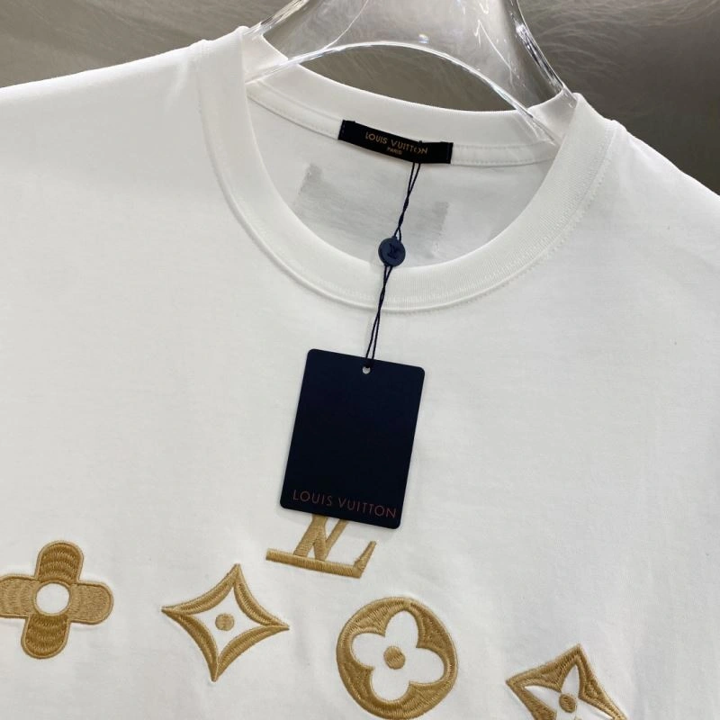 Compact Fendi T-Shirts 122282