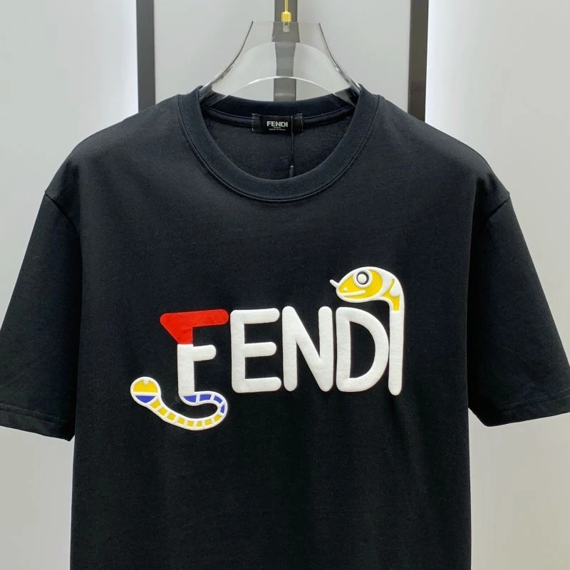 Fendi T-Shirts Comfortable 122265