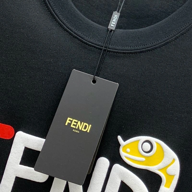 Fendi T-Shirts Comfortable 122265