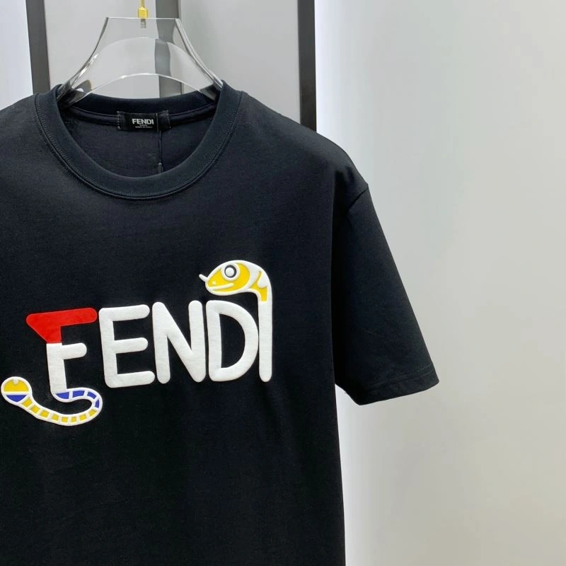 Fendi T-Shirts Comfortable 122265