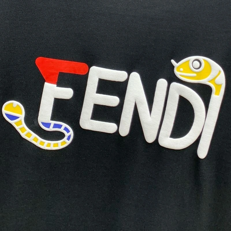 Fendi T-Shirts Comfortable 122265