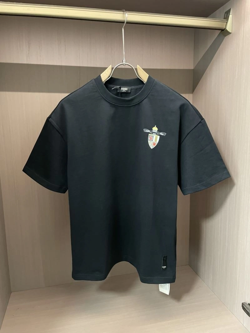 Compact Fendi T-Shirts 122268
