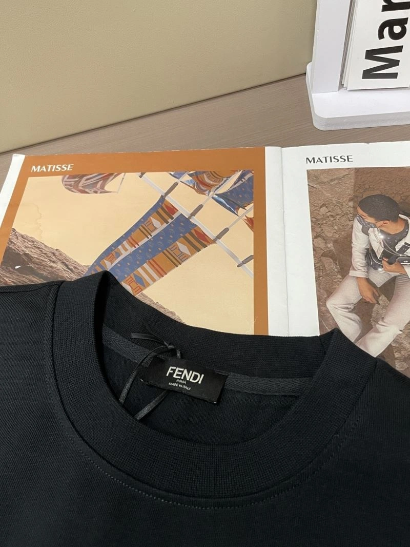 Compact Fendi T-Shirts 122268