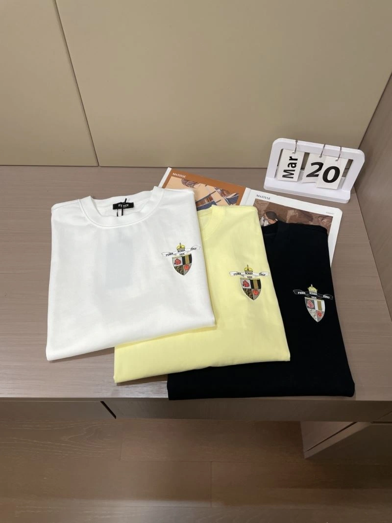 Compact Fendi T-Shirts 122268