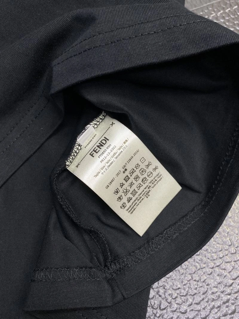 Fendi T-Shirts TechFriendly 122261