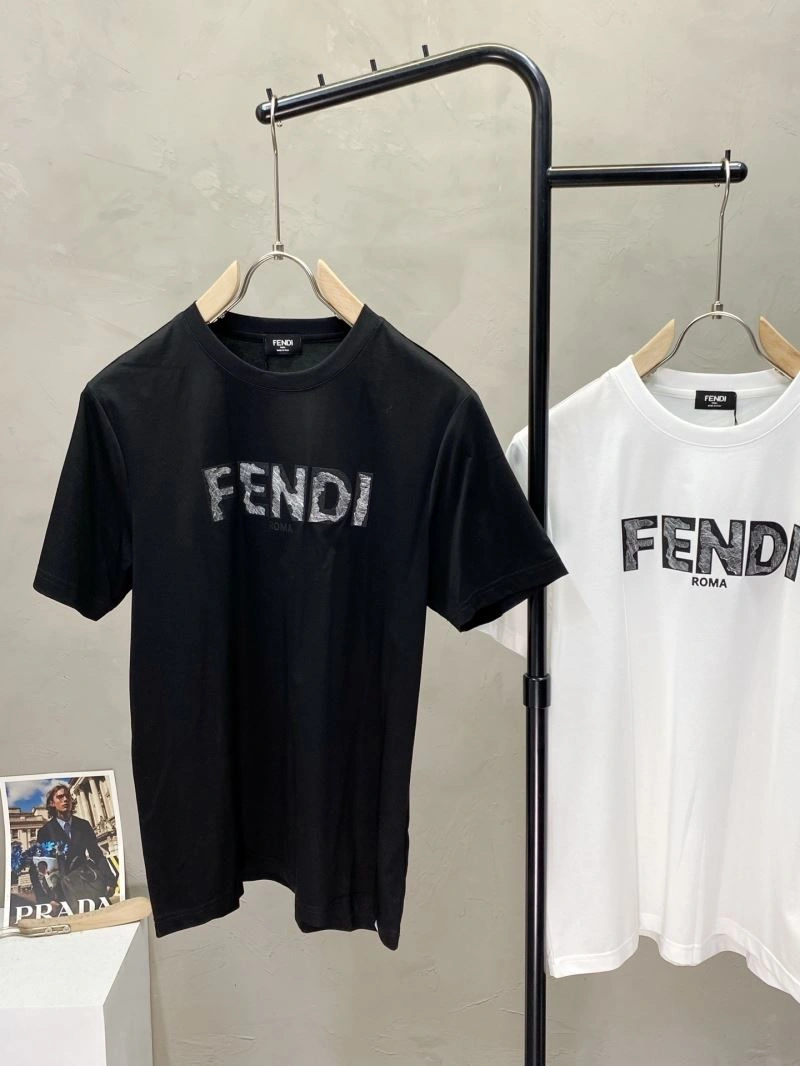 Fendi T-Shirts UrbanStyle 122259