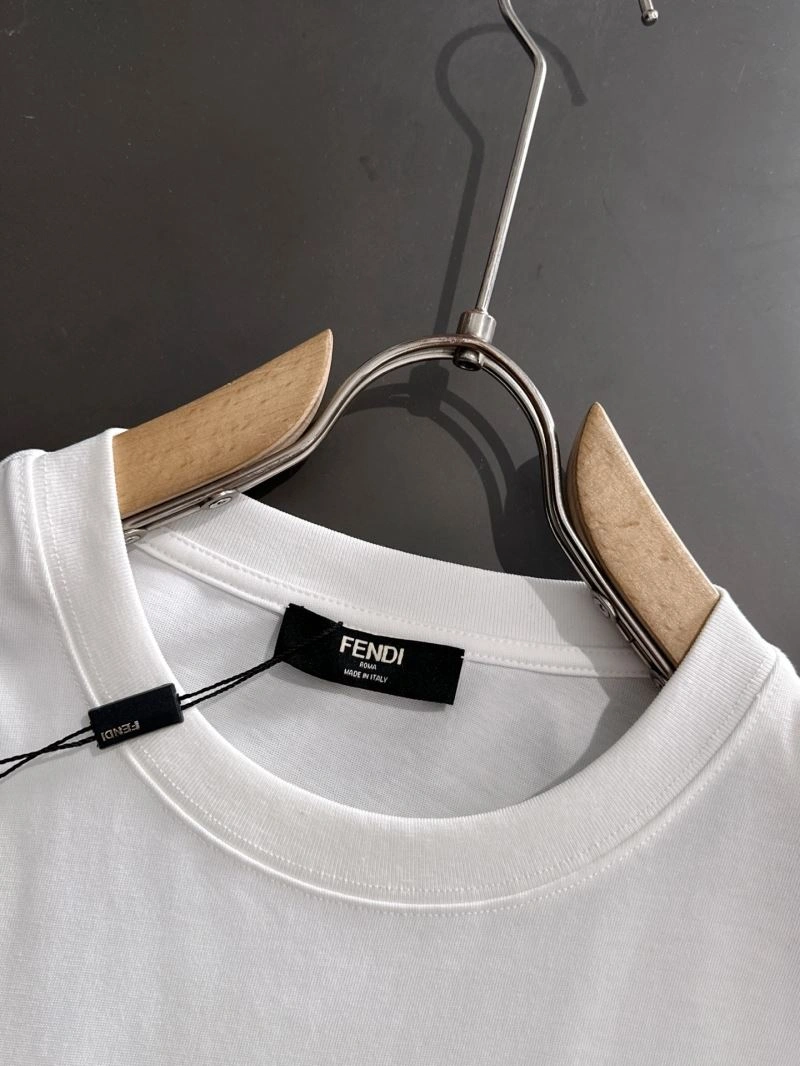 Fendi T-Shirts Versatile 122240