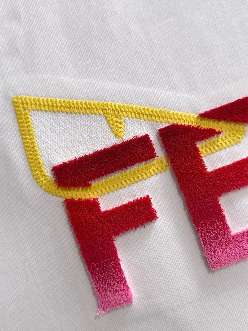 Fendi T-Shirts Versatile 122240
