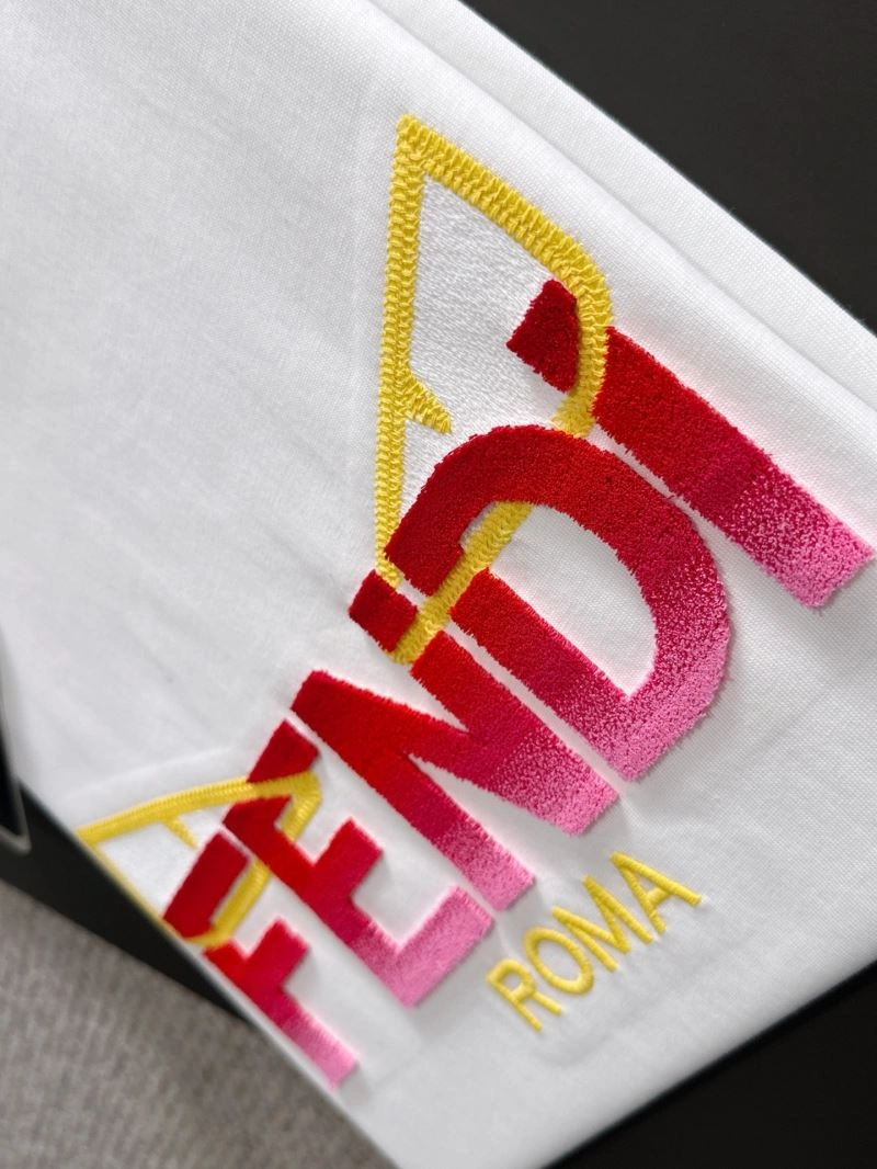 Fendi T-Shirts Versatile 122240