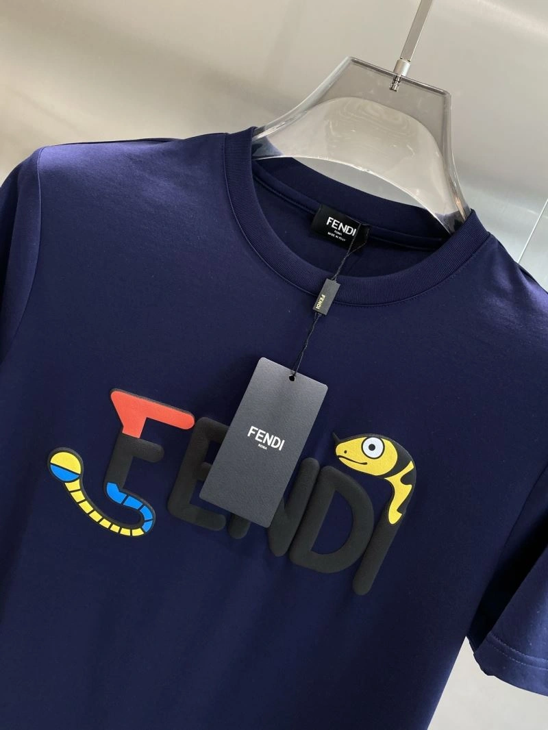 Contemporary Fendi T-Shirts 122232
