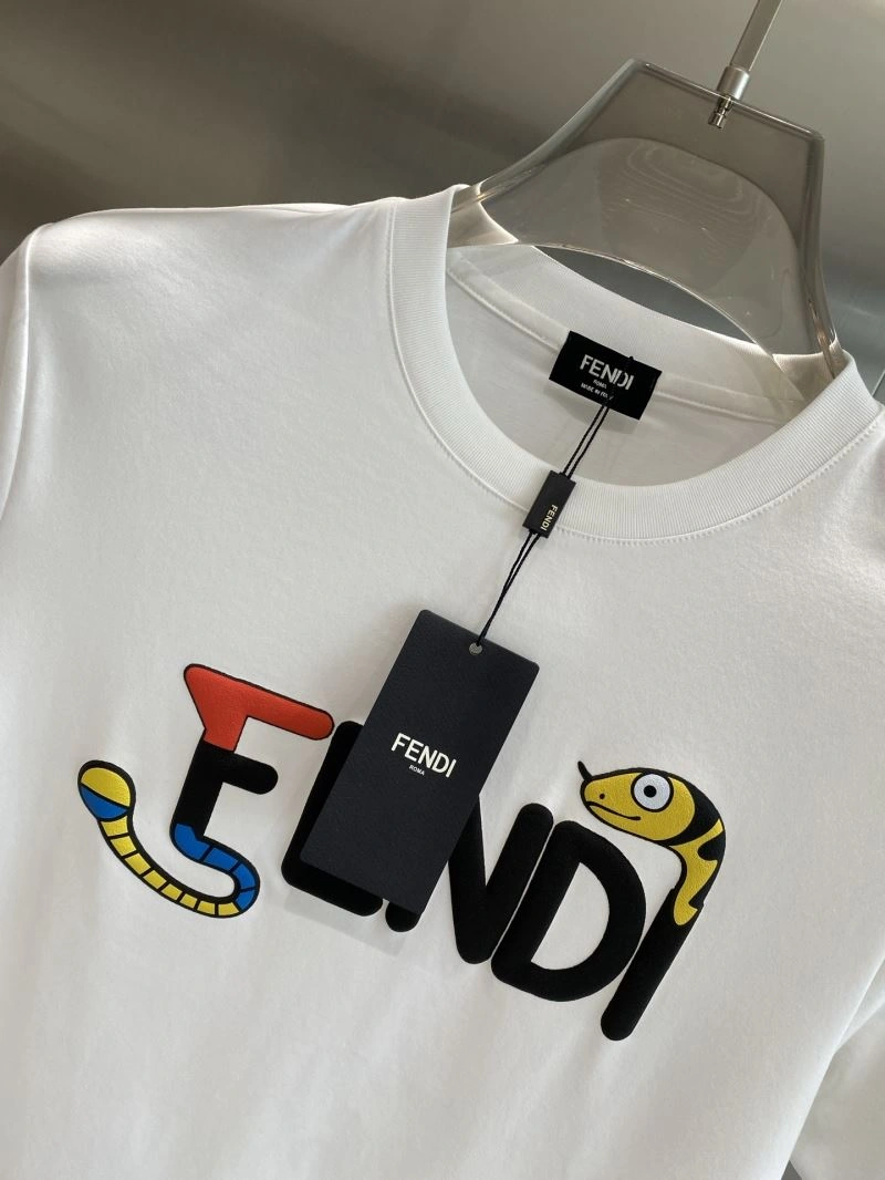 Stretchable Fendi T-Shirts 122234