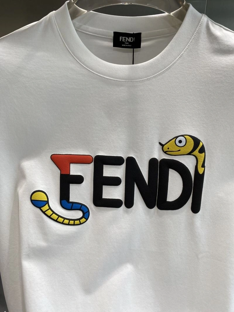 Stretchable Fendi T-Shirts 122234