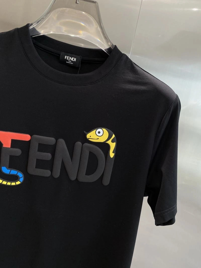Fendi T-Shirts Minimalist 122246