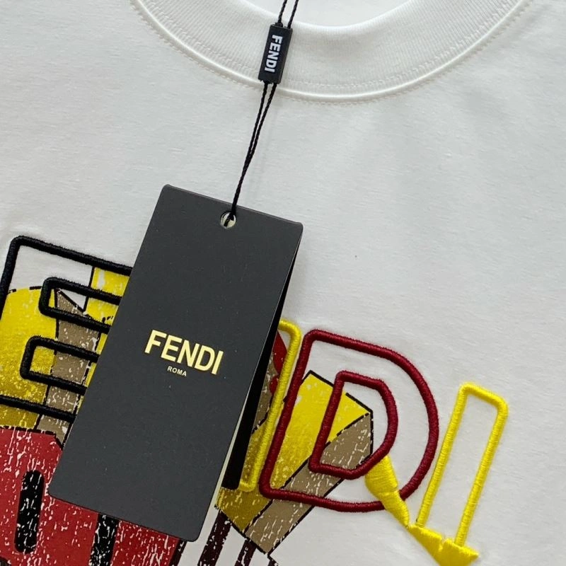 Fendi T-Shirts Original 122251