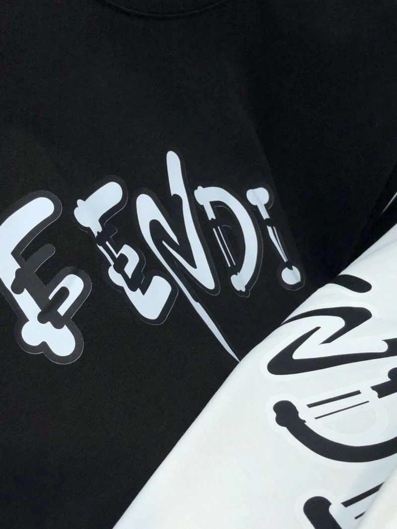 Fendi T-Shirts RelaxedFit 122242