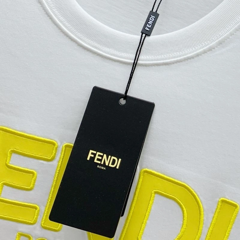 Elegant Fendi T-Shirts 122217