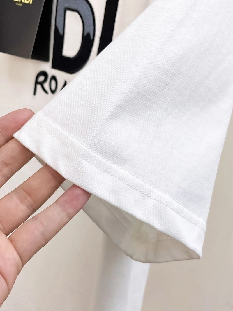 Fendi T-Shirts WaterResistant 122194