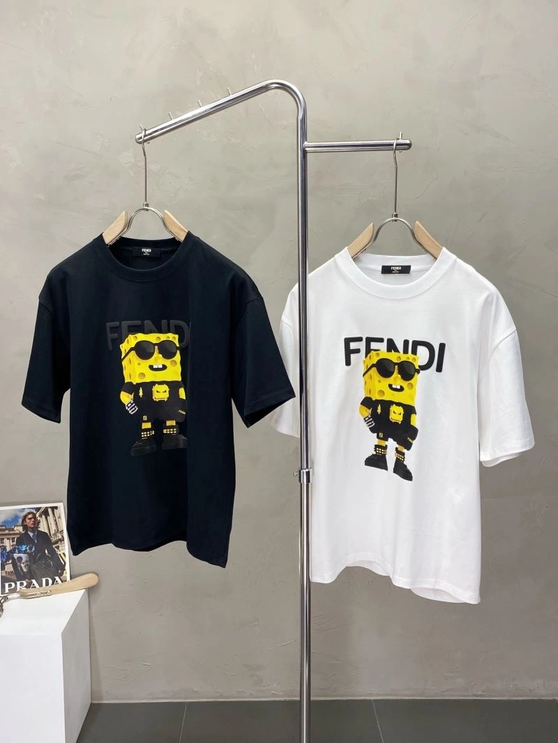 Unisex Fendi T-Shirts 122196