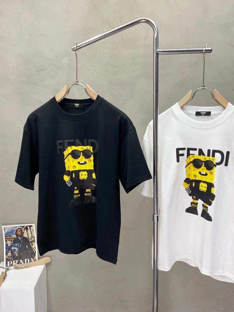 Unisex Fendi T-Shirts 122196