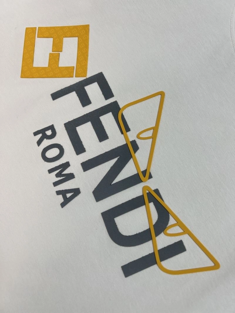 Fendi T-Shirts TravelReady 122199