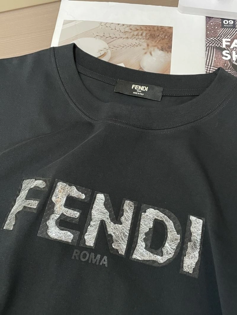 Elegant Fendi T-Shirts 122053