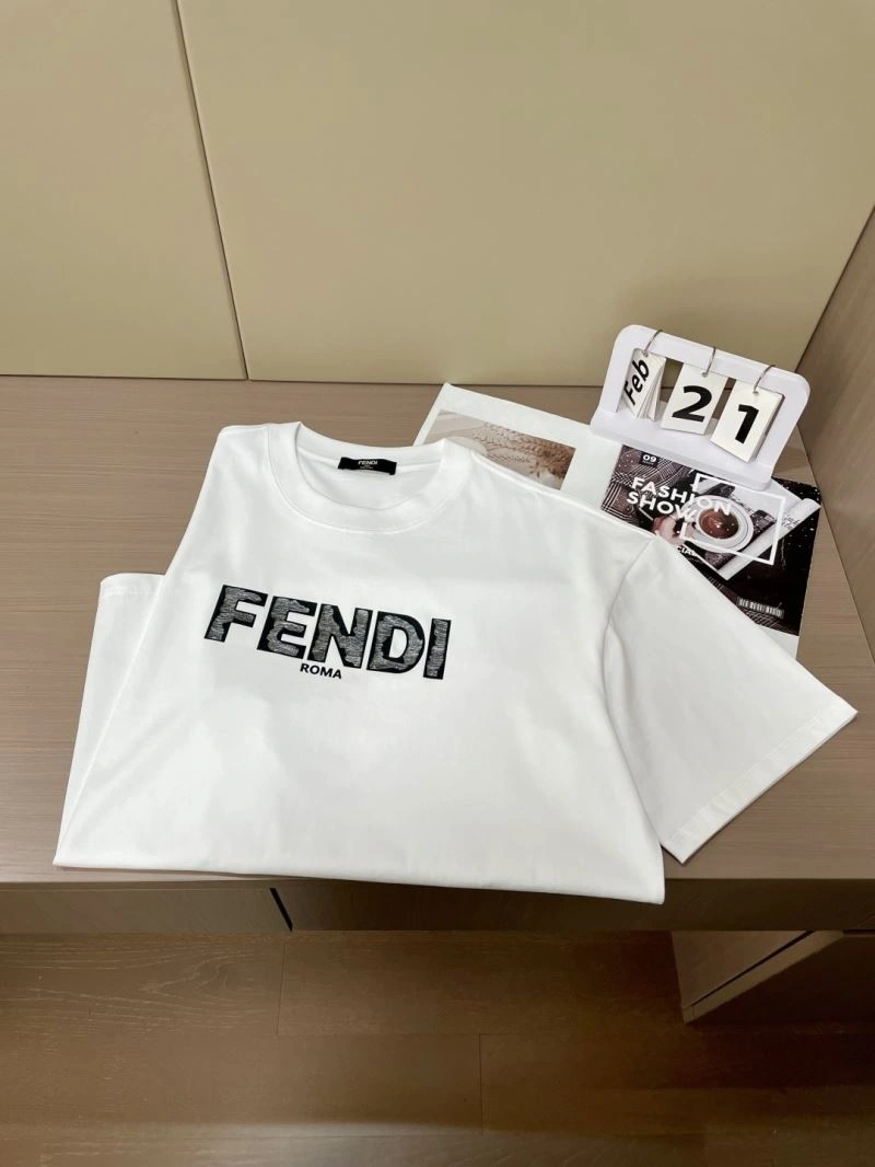 Elegant Fendi T-Shirts 122053