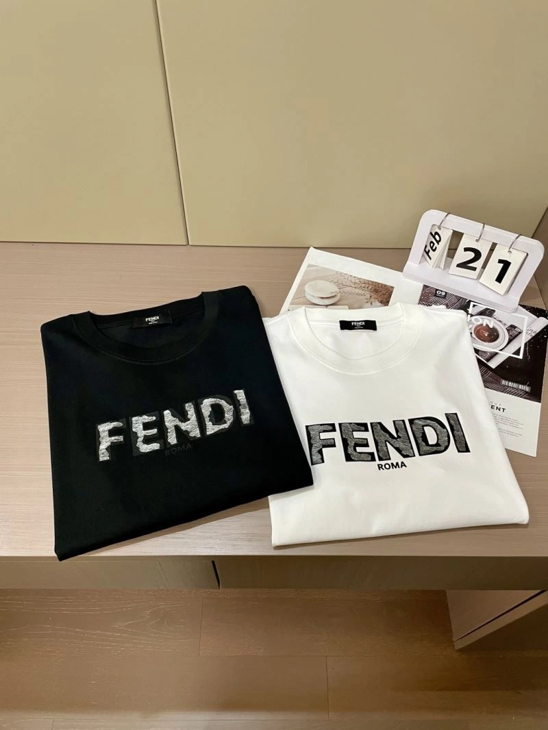 Elegant Fendi T-Shirts 122053