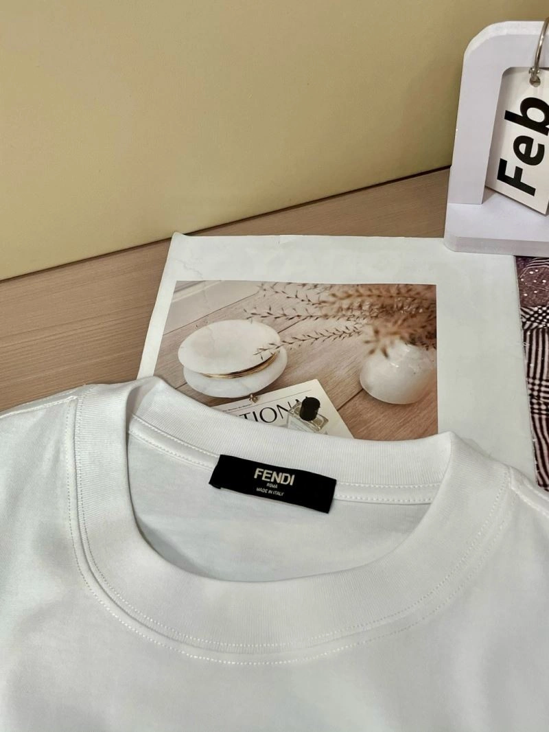 Fendi T-Shirts Trendy 122052
