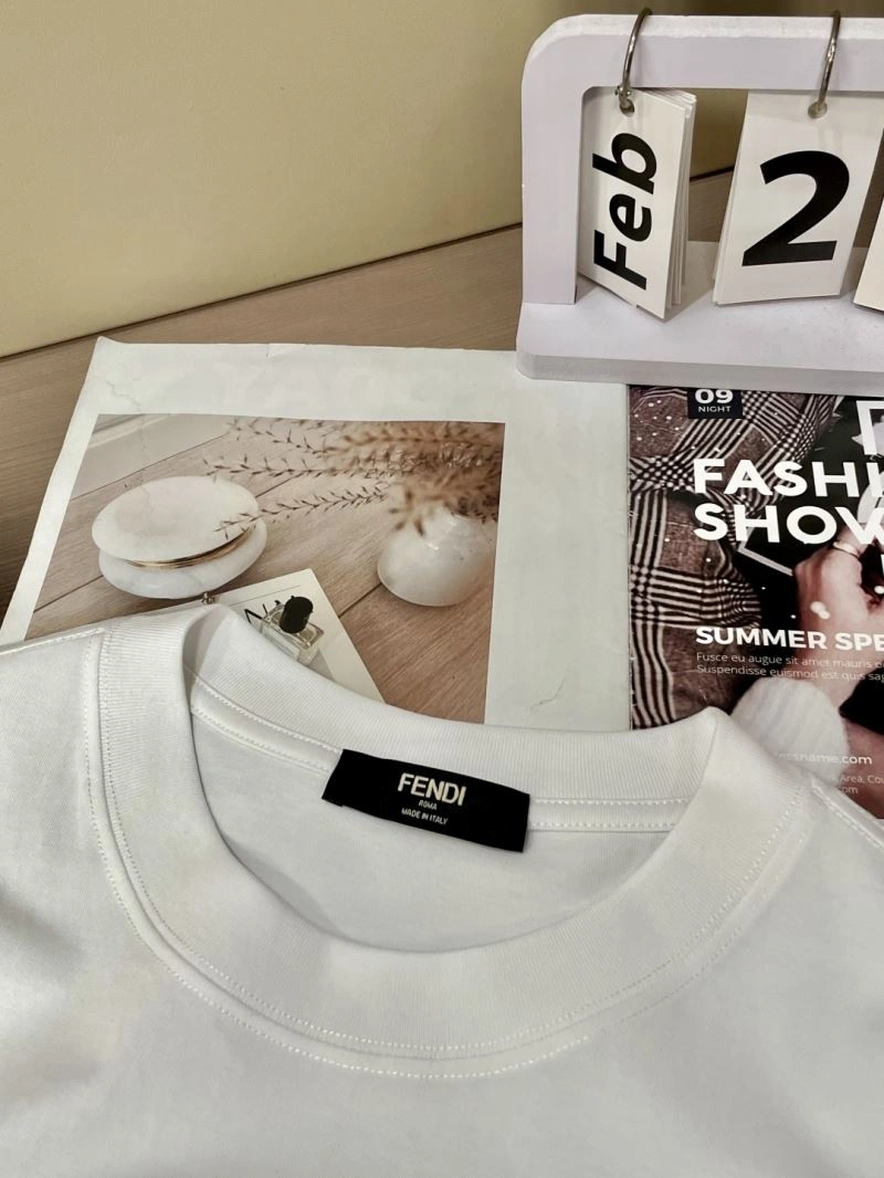 Fendi T-Shirts Colorful 122026