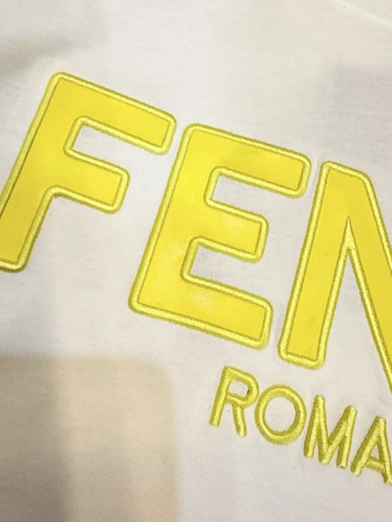 Fendi T-Shirts SmartChoice 122033