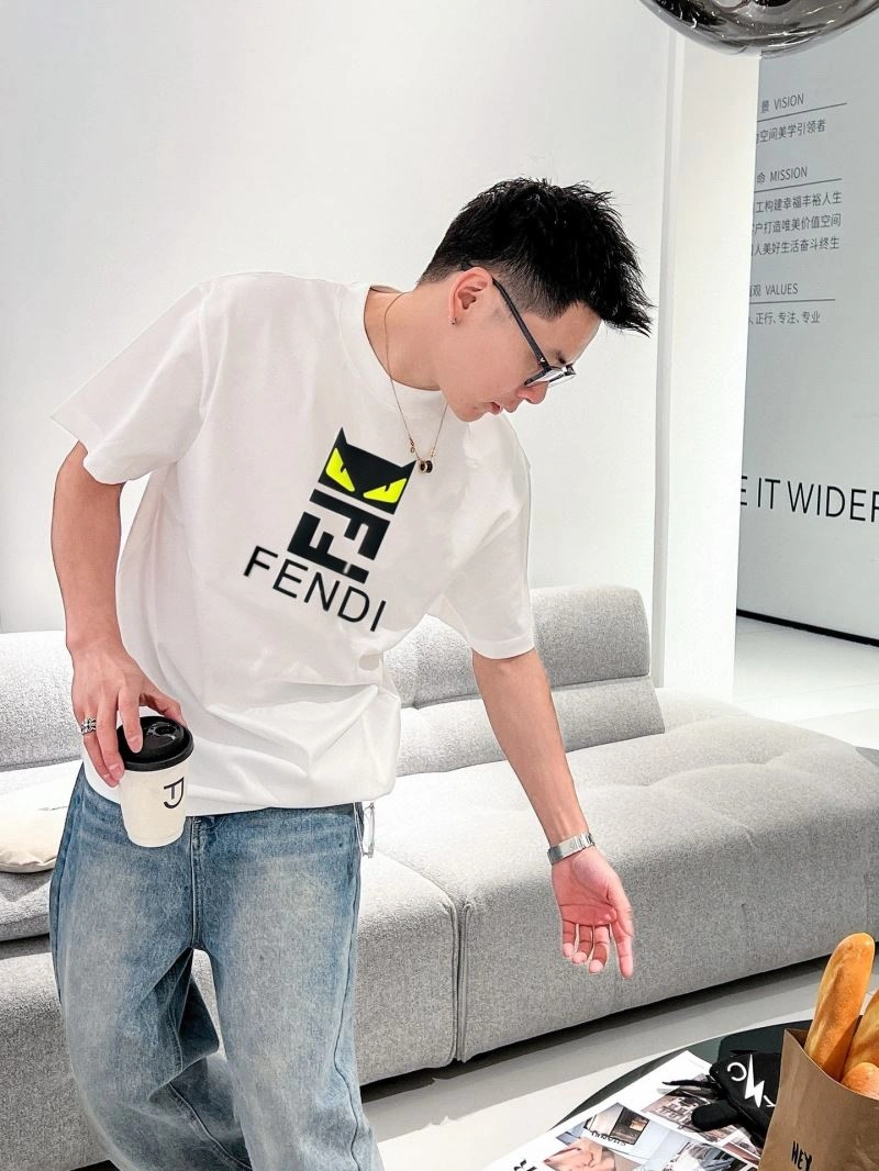 Comfortable Fendi T-Shirts 122045
